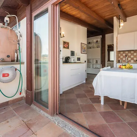 Greta House San Benedetto アパート