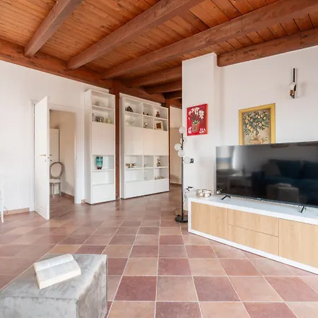 アパート Greta House San Benedetto カリアリ